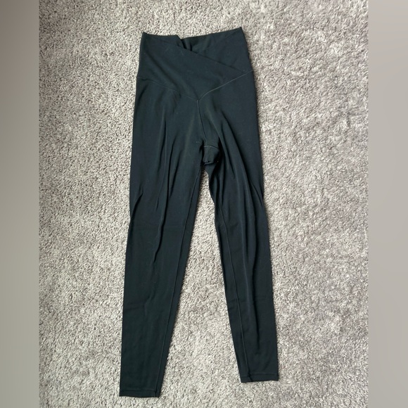 Offline by Aerie Real Me 7/8 Hi-Rise Crossover Legging - Picture 2 of 4